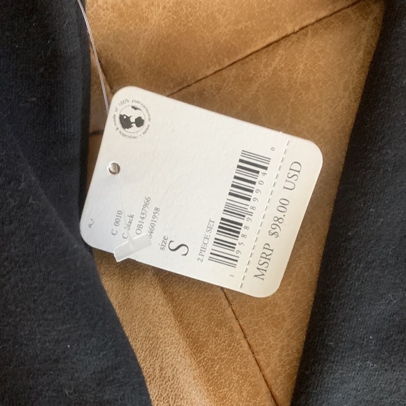 FREE PEOPLE Movement Sunny Set Black Coordinating 2 Piece Set Small NEW NWT - Picture 3 of 16